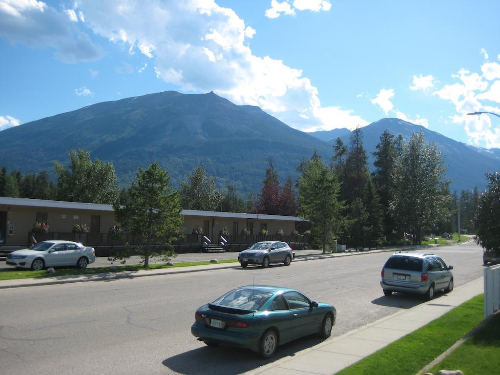 Four Cedars Accommodation Jasper Extérieur photo